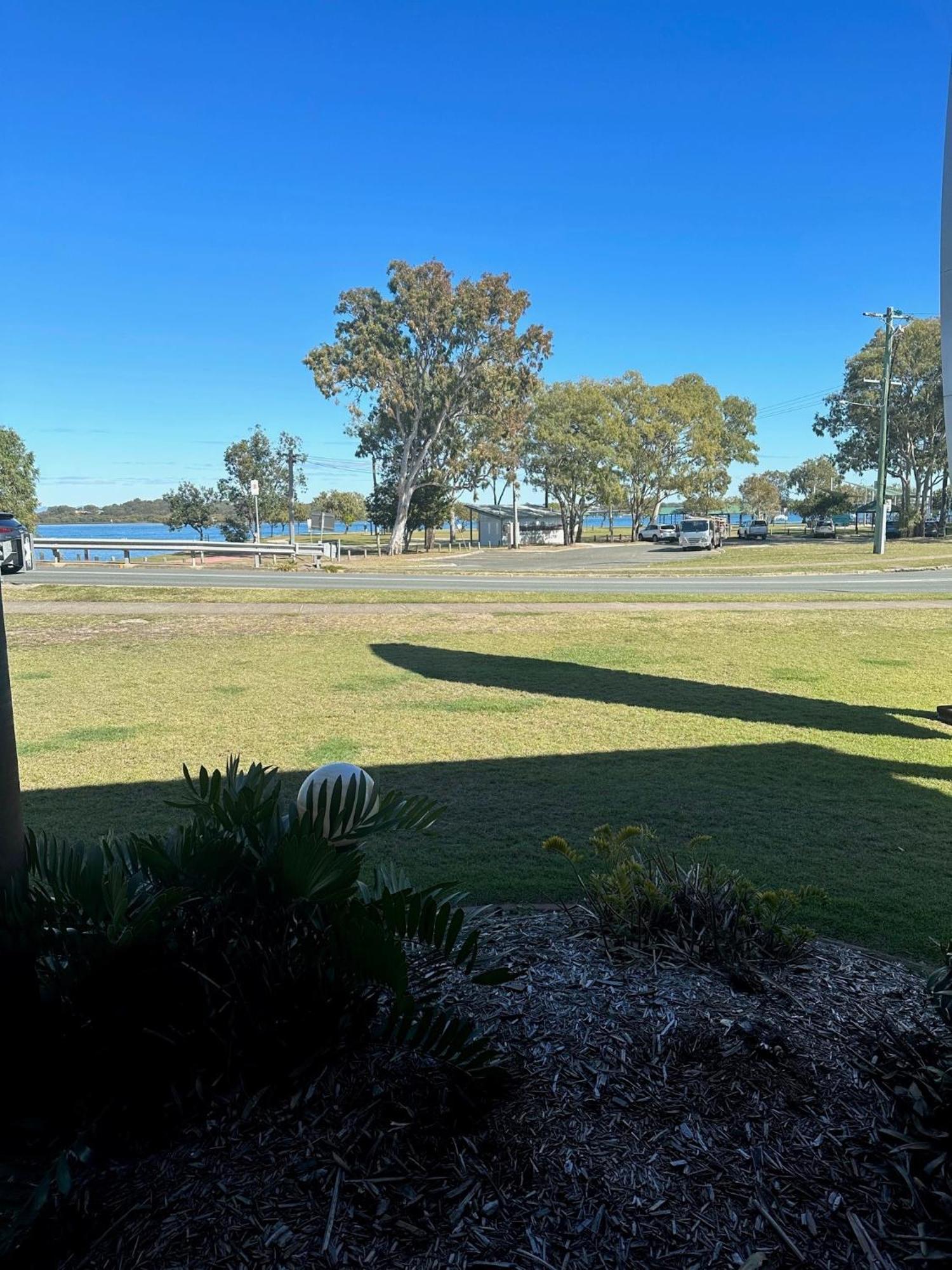 Bribie Waterways Motel Bongaree Zewnętrze zdjęcie