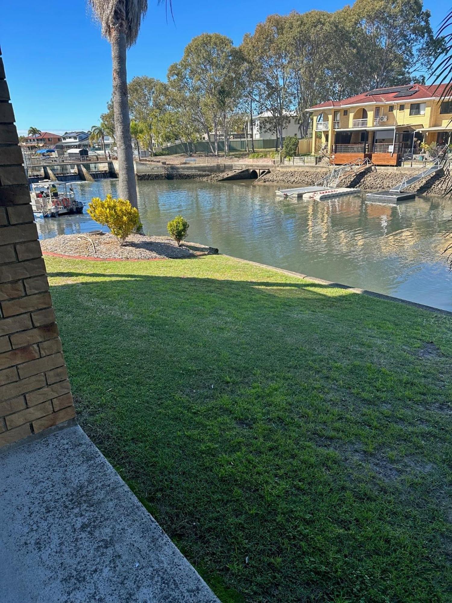 Bribie Waterways Motel Bongaree Zewnętrze zdjęcie