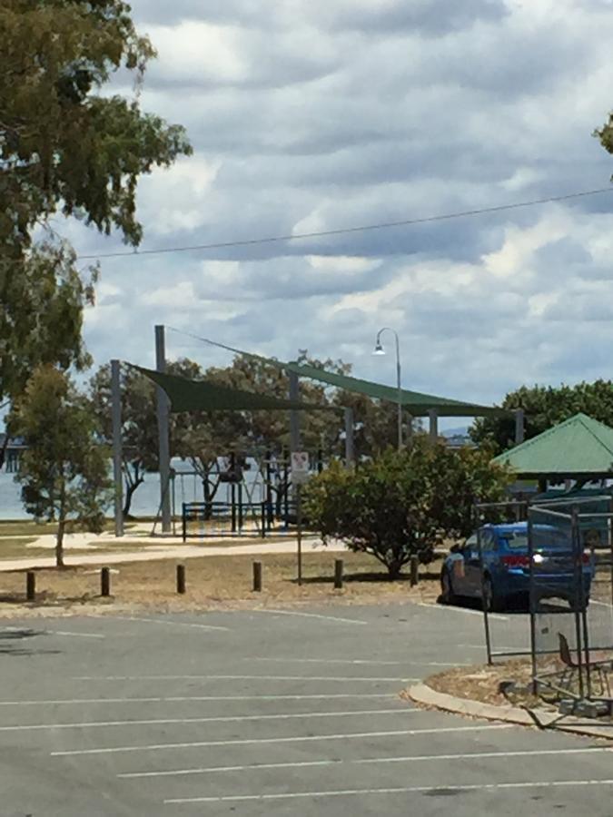 Bribie Waterways Motel Bongaree Zewnętrze zdjęcie