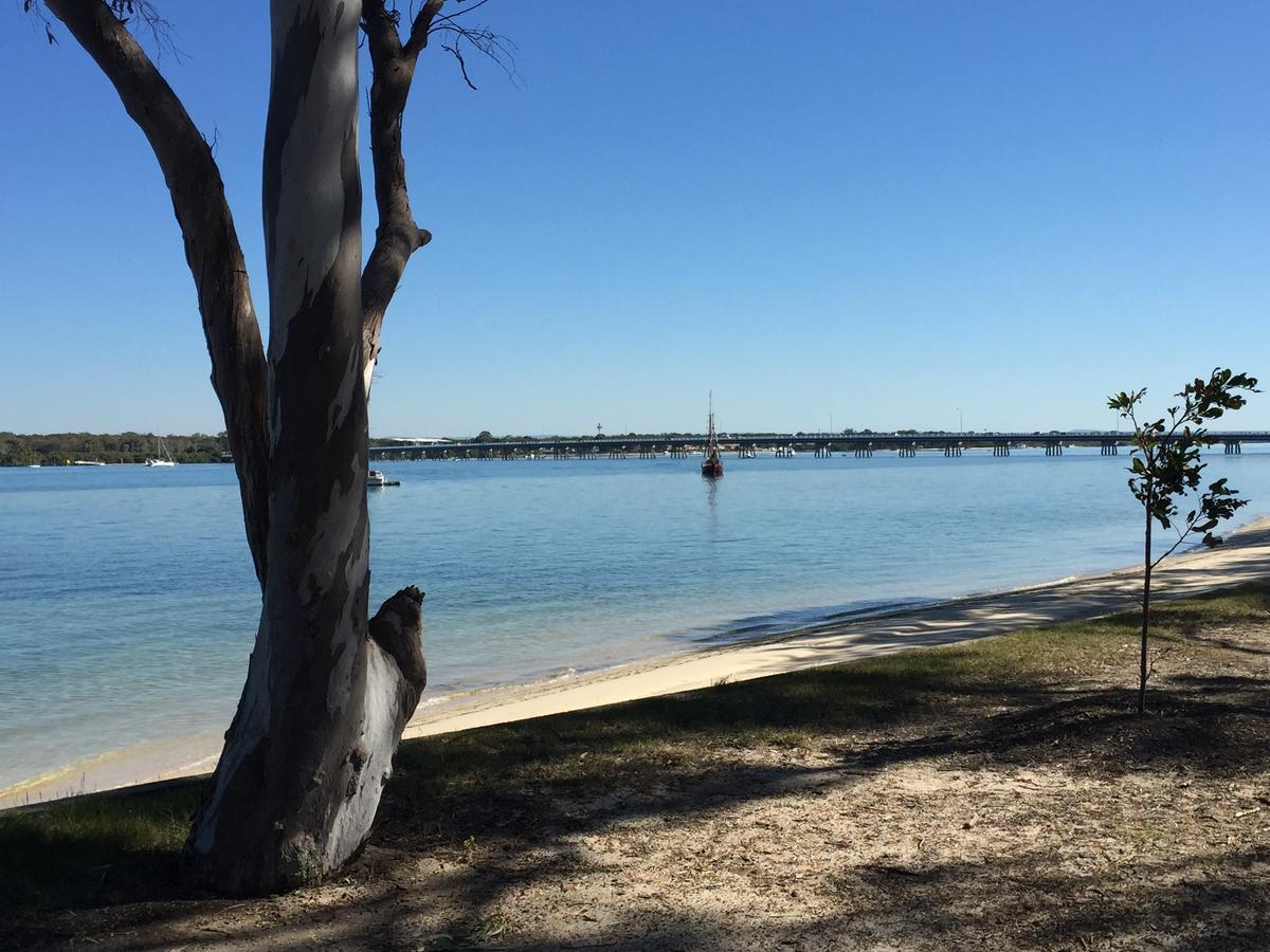 Bribie Waterways Motel Bongaree Zewnętrze zdjęcie