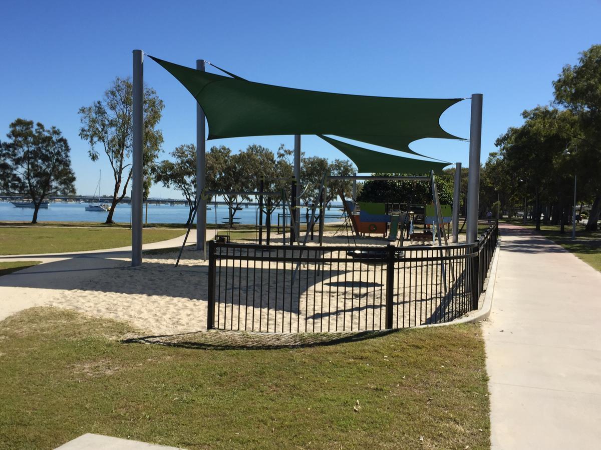 Bribie Waterways Motel Bongaree Zewnętrze zdjęcie