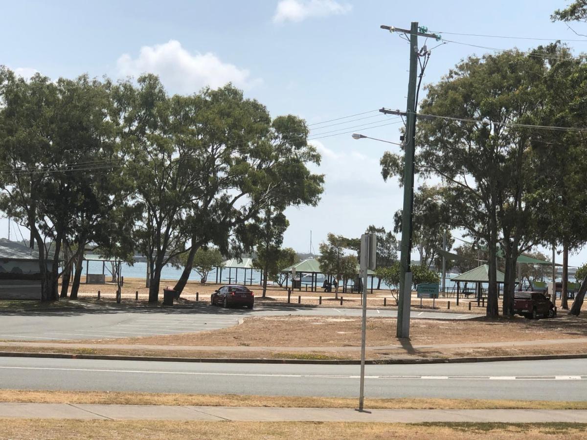 Bribie Waterways Motel Bongaree Zewnętrze zdjęcie